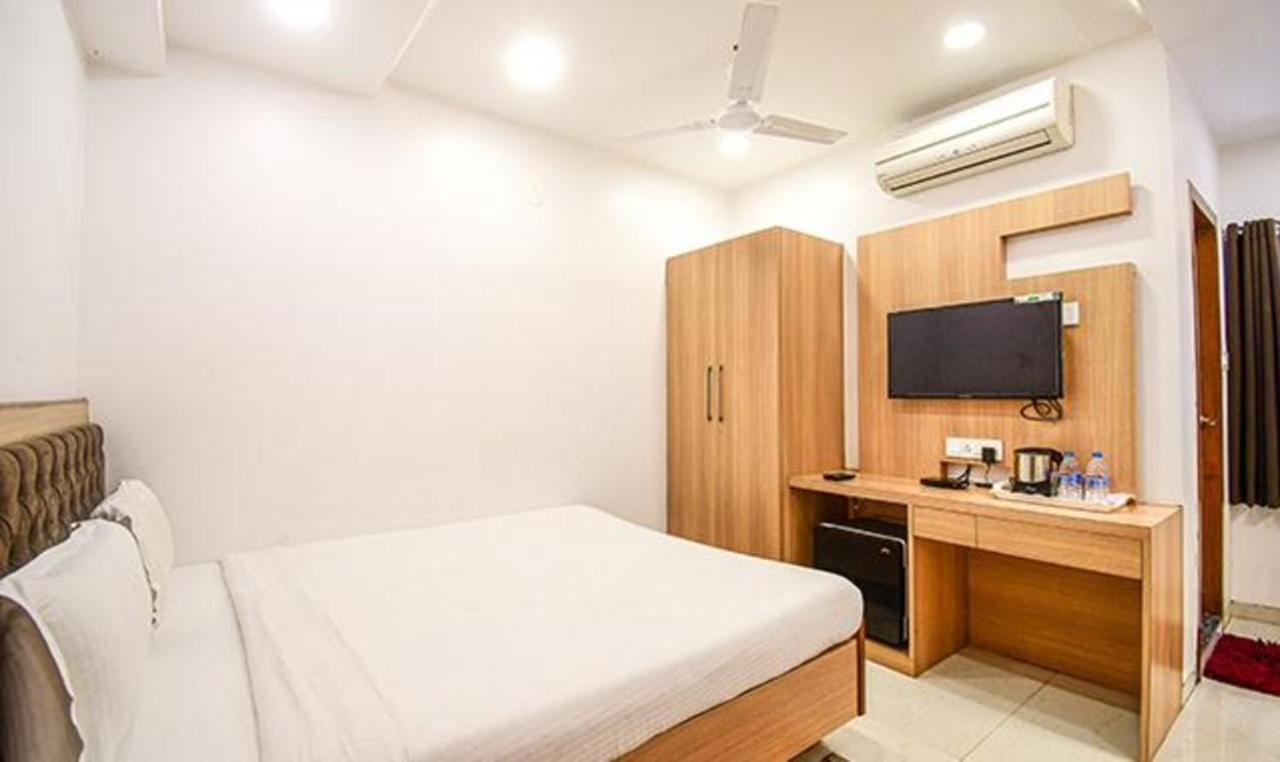 Fabhotel Stay Inn International - Nr Sealdah Station Calcutá Exterior foto